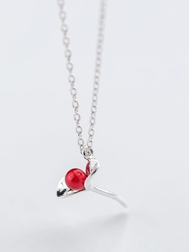 Fresh Leaf Shaped Red Artificial Pearl S925 Silver Necklace