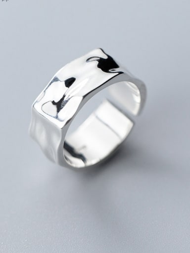 925 Sterling Silver With Platinum Plated Simplistic Concave Surface Free Size  Rings