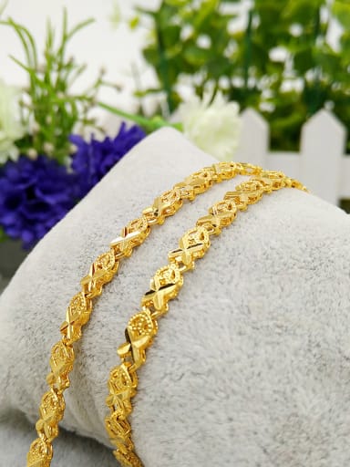 Women All-match Gold Plated Heart Shaped Necklace