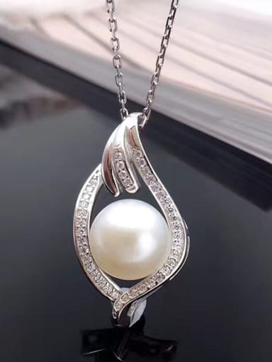 2018 2018 Freshwater Pearl Water Drop shaped Necklace