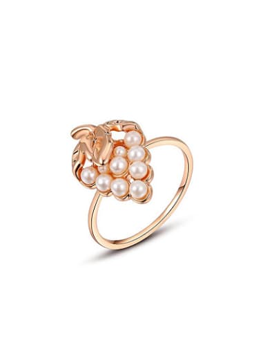 Trendy Strawberry Shaped Artificial Pearl Ring