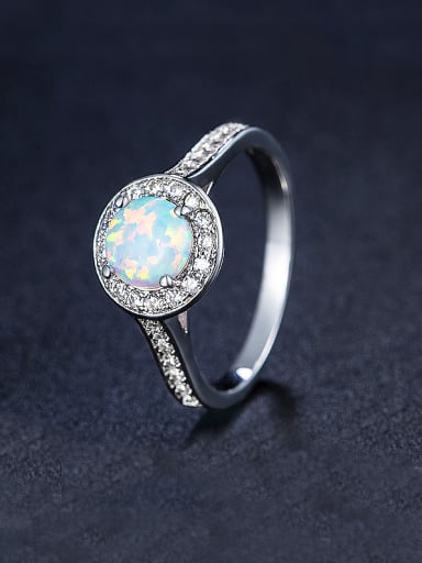 Round Shaped Engagement Ring