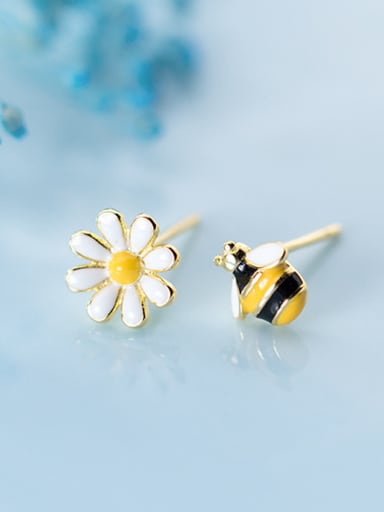 925 Sterling Silver With Gold Plated Cute Asymmetric Bee Flower Stud Earrings