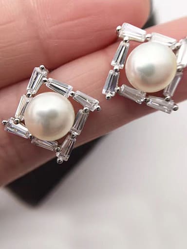 Freshwater Pearl Square stud Earring