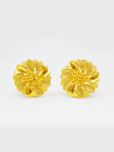 Exquisite Flower Shaped Stud Earrings
