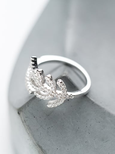 All-match Leaf Shaped Zircon S925 Silver Ring