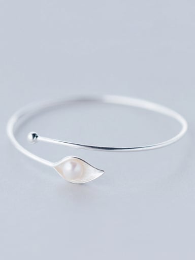 S925 silver luscious leaves freshwater pearl bangle