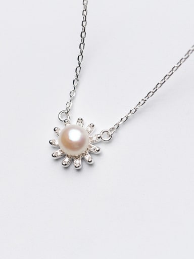 Temperament Flower Shaped Artificial Pearl S925 Silver Necklace