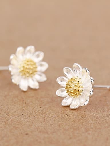 Fashion Daisy Flower stud Earring