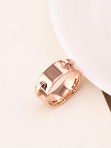 Exaggerated Smooth Fashion Titanium Ring