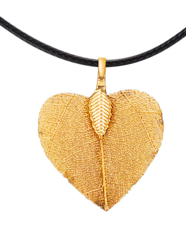Fashionable Gold Plated Heart Shaped Copper Pendant