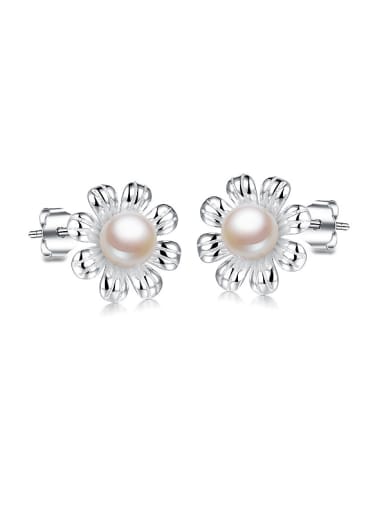 Elegant Little Flower Imitation Pearl Copper Stud Earrings