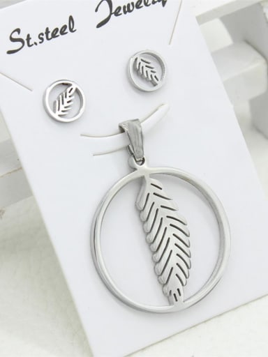 Lovely Round Feather Stud Earrings Pendant Set