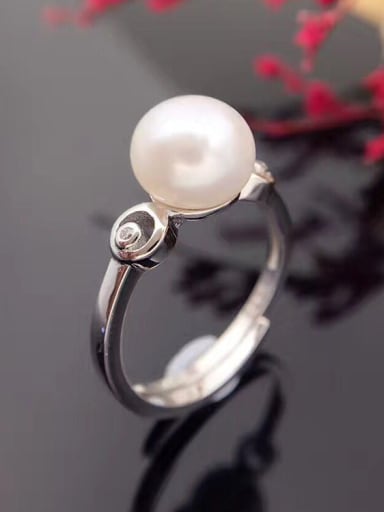 2018 Simple Freshwater Pearl Ring