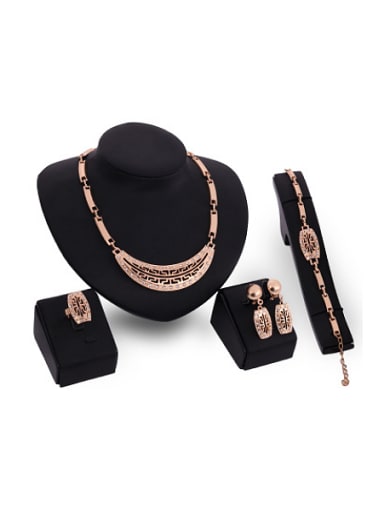 new 2018 2018 Alloy Imitation-gold Plated Vintage style Rhinestones Hollow Four Pieces Jewelry Set