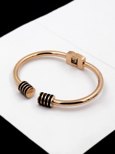 2018 New Design Simple Fashion Classical Zircons Titanium Bracelet