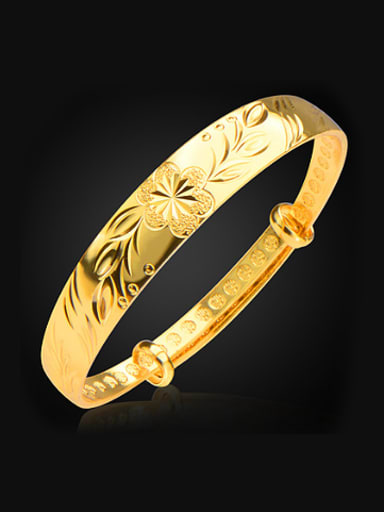 Classical Flower Engraved Bangle