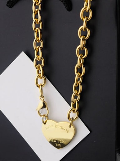 A Heart-shape Pendant Fashion Titanium Necklace