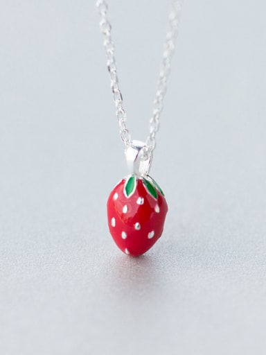 S925 silver fashion small strawberry necklace