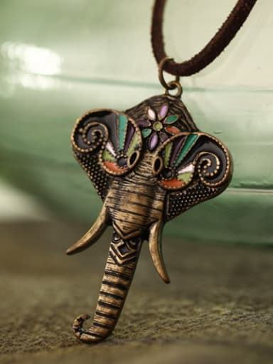 Women Exquisite Elephant Sweater Necklace
