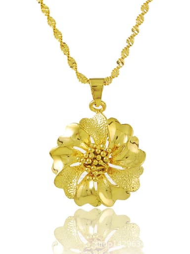 Exquisite Gold Plated Flower Design Women Necklace
