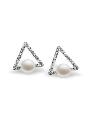 Simple Freshwater Pearl Triangle stud Earring