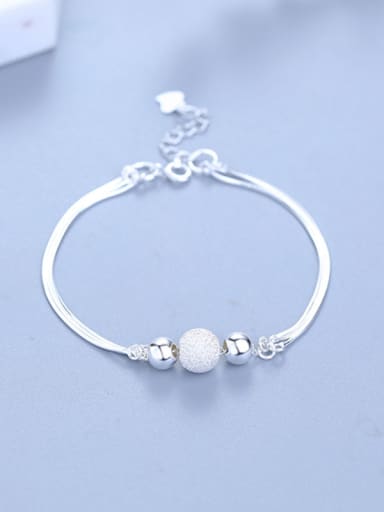 Exquisite Round Shaped Silver Bracelet