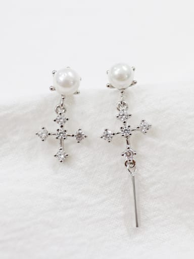 Fashion White Artificial Pearl Cubic Zircon Cross Silver Stud Earrings