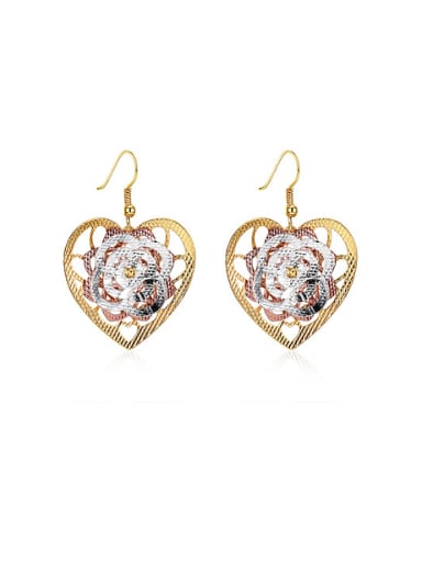 Exaggerated 18K Gold Zircon Heart-shaped stud Earring