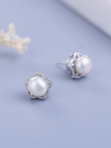 Fashion Tiny Flowery Freshwater Pearl 925 Silver Stud Earrings