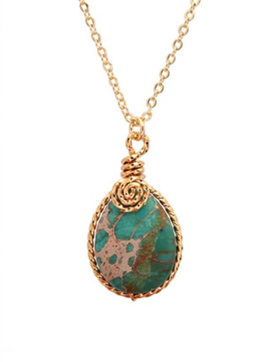 Exquisite Water Drop Shaped Gemstone Necklace