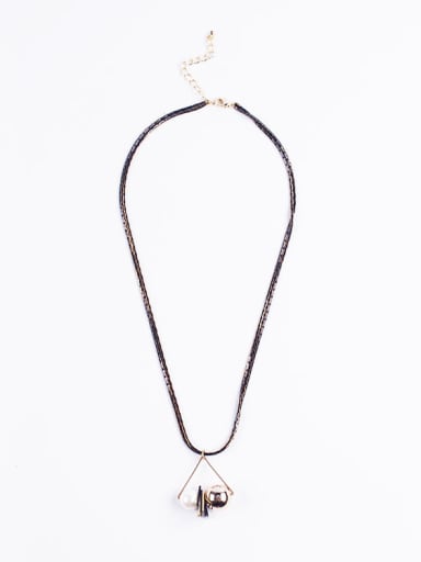 Al-match Triangle Shaped Artificial Pearl Necklace