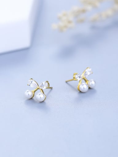 Elegant 925 Silver Pearl stud Earring