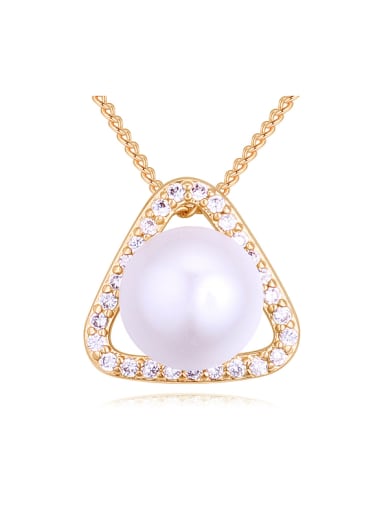 Fashion Imitation Pearl Shiny Cubic Zirconias Triangle Pendant Alloy Necklace