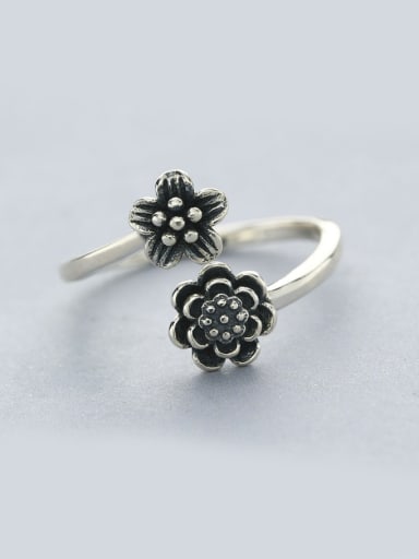 Vintage Style Flower Shaped Ring