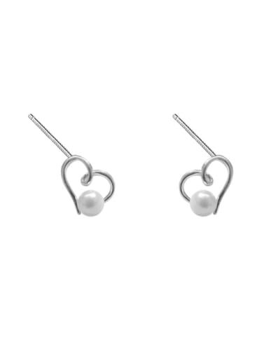 Simple Hollow Heart-shaped Freshwater Pearl Stud Earrings
