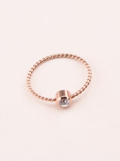 Simple Twisted Zircon Fashion Ring