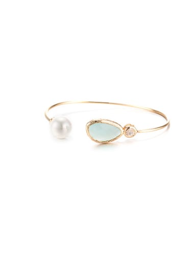 18K Gold Artificial Pearl The Letter-Shaped Bangle