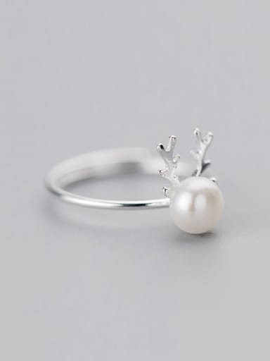 All-match Adjustable Antlers Shaped Artificial Pearl Ring