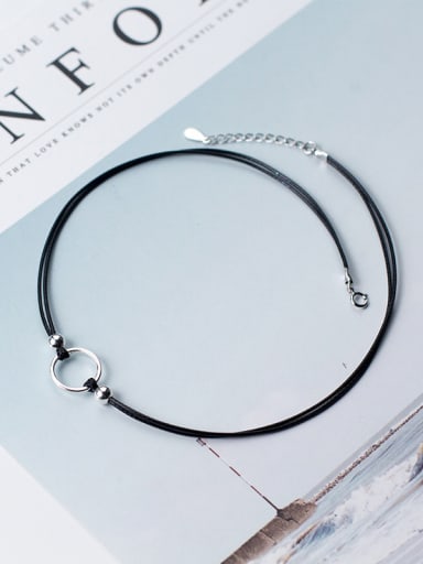 Fashionable Round Shaped Artificial Leather Silver Choker