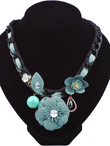 Fashionable Handmade Cloth Flowers Woven Ribbon Necklace
