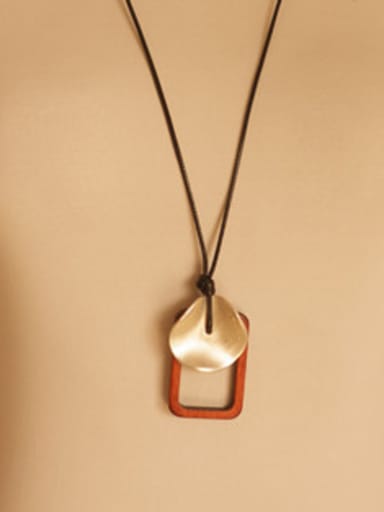 Retro Style Hollow Square Shaped Necklace