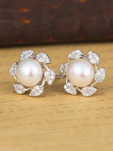 Flower Freshwater Pearl Cluster earring