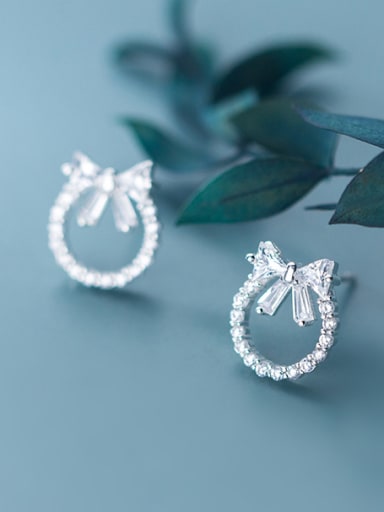 925 Sterling Silver With Platinum Plated Cute Bowknot Stud Earrings