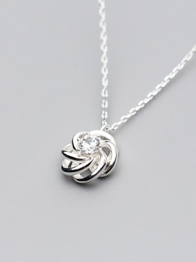 Fashionable Flower Shaped Zircon S925 Silver Necklace