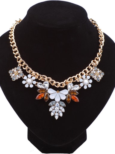 Fashion Stones-studded Flowers Alloy Necklace