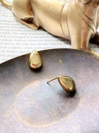Sterling silver drop-shaped gold earrings