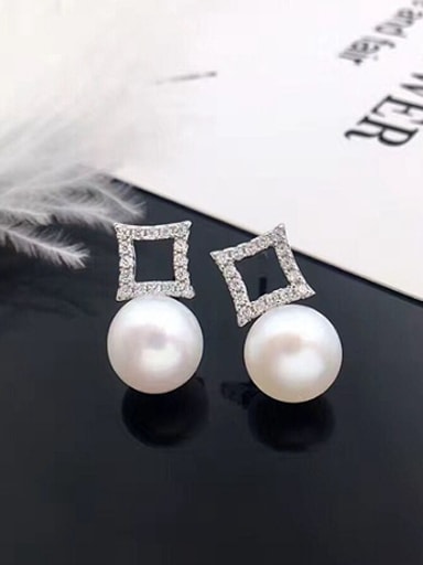 Simple Freshwater Pearl Hollow Square stud Earring