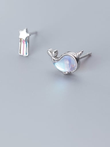 925 Sterling Silver With Platinum Plated Cute Irregular Stud Earrings