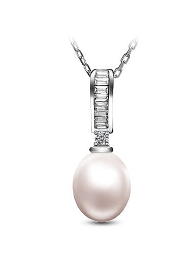 Oval Freshwater Pearl Rhinestones Necklace